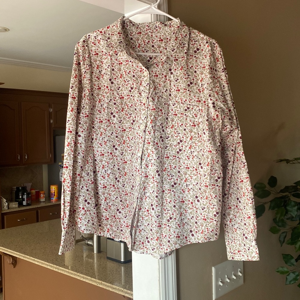 Floral L.L. Bean button down, pocket. Medium